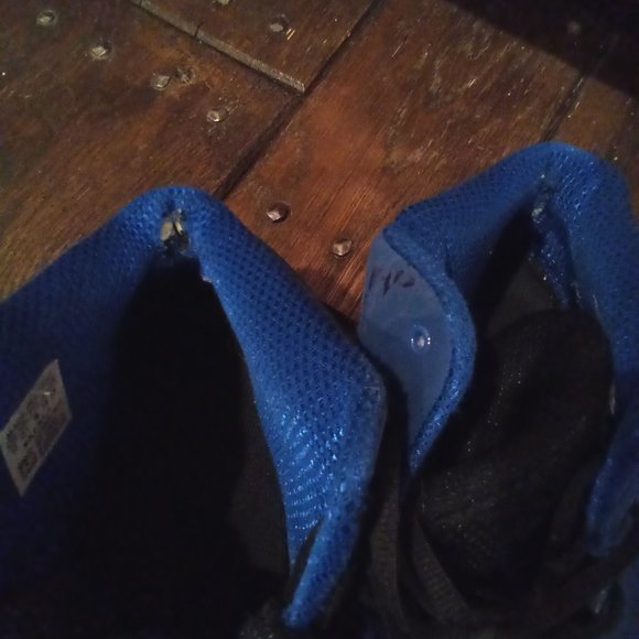 Derrick Rose running shoes, size 13 - Picture 5 of 6